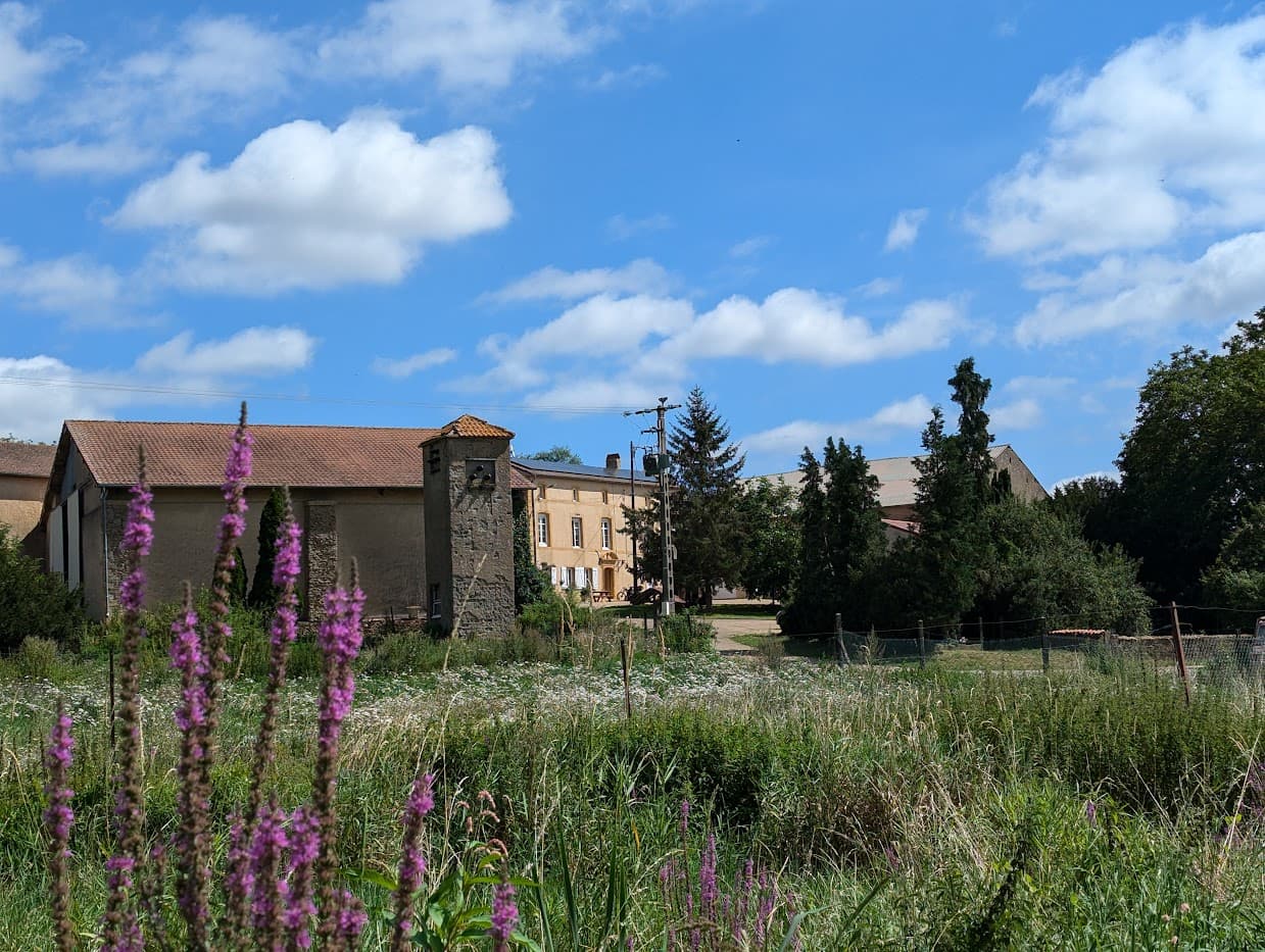 L'extérieur de la ferme